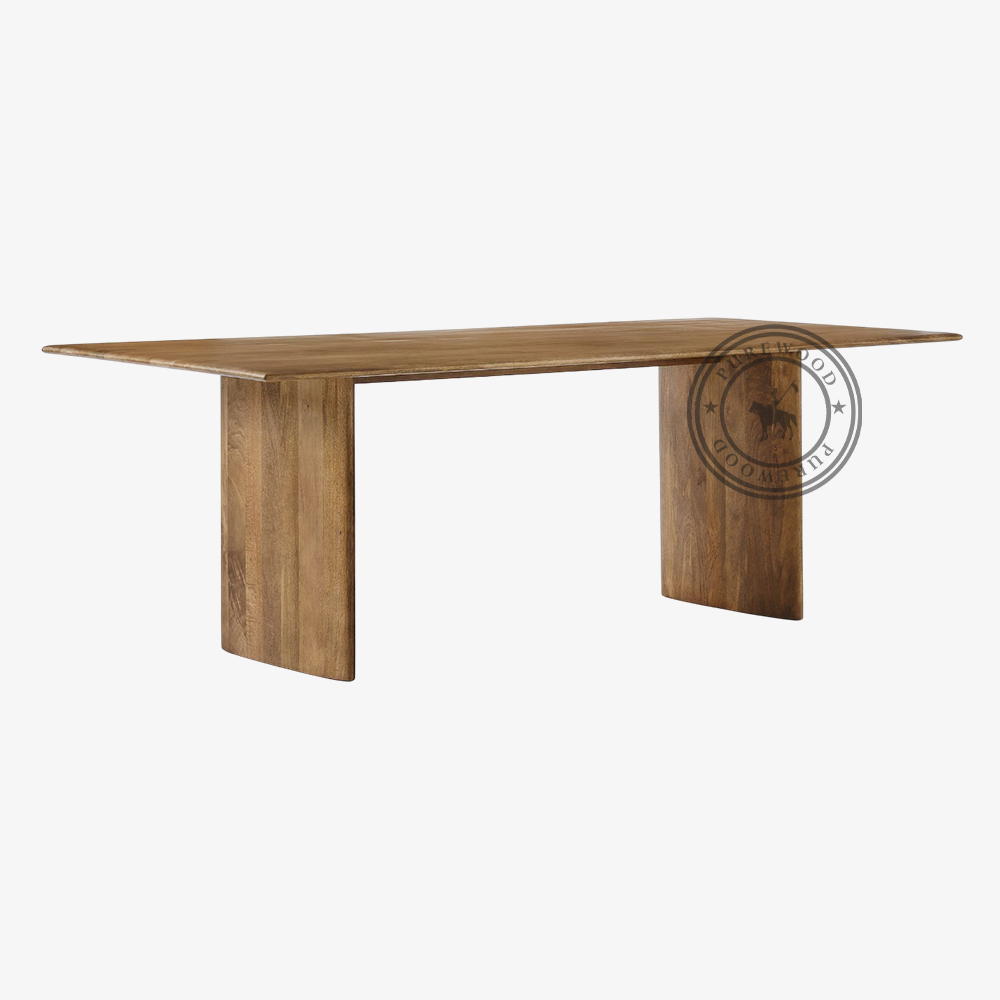 Punoet dining table
